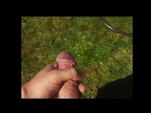 ❤️ Heta heta tjejen får sin rosa fitta knullad och kommer med en spruta i en sommarträdgård Vacker porr at us sv.xxxner.ru ❌