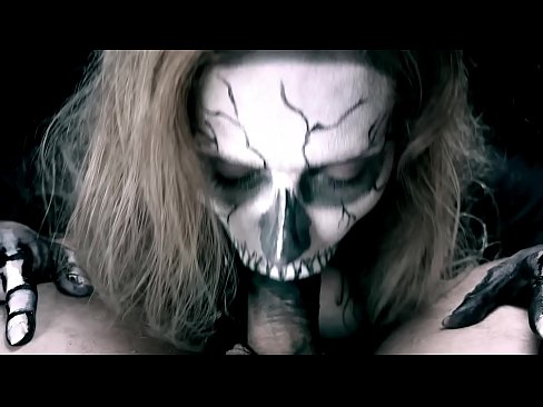 ❤️ Demonflicka suger kuk med sin svarta mun och sväljer sperma. Vacker porr at us sv.xxxner.ru ❌